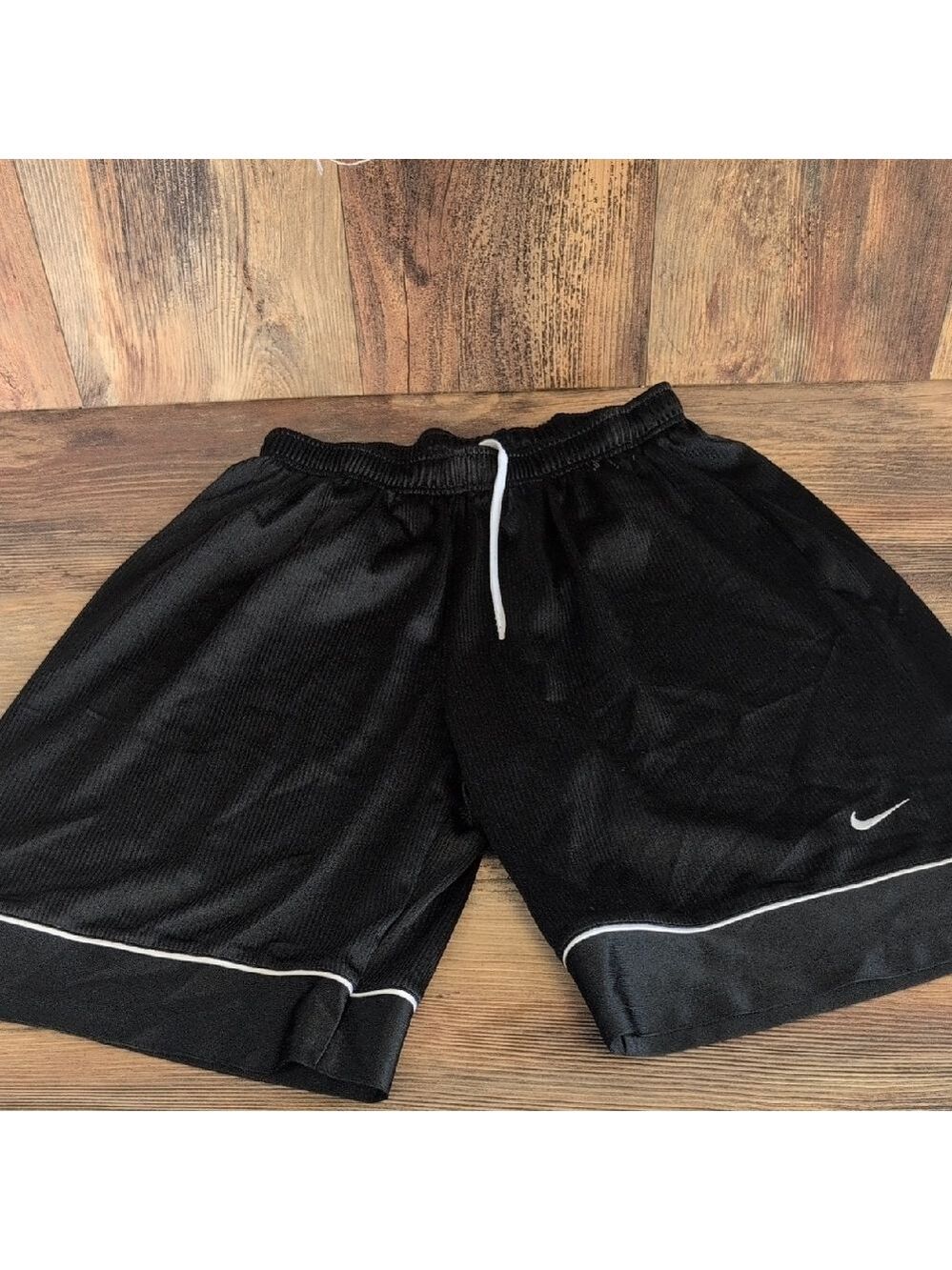 Nike Youth Boy's Black Athletic Shorts with White Trim L 217JH